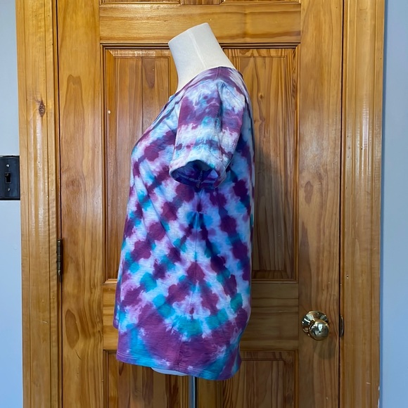 Tye dye t-shirt - Picture 5 of 9